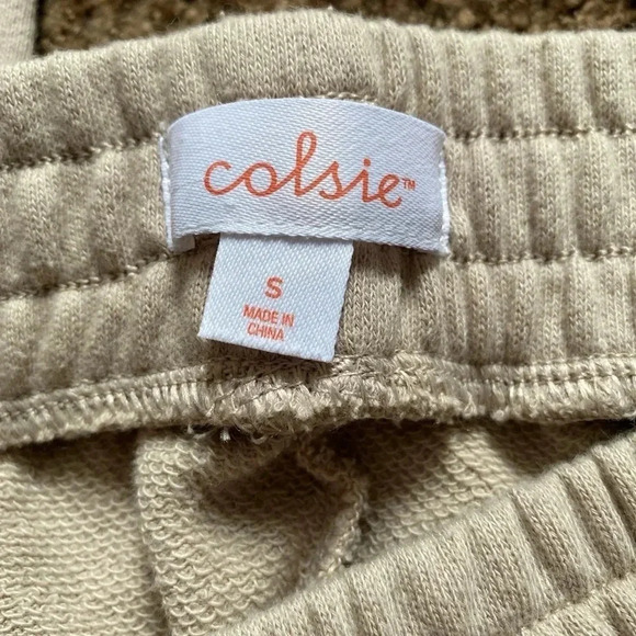 Light brown/crème sweatpants athleisure 
Brand: Colsie size small elastic sweats - Picture 4 of 4